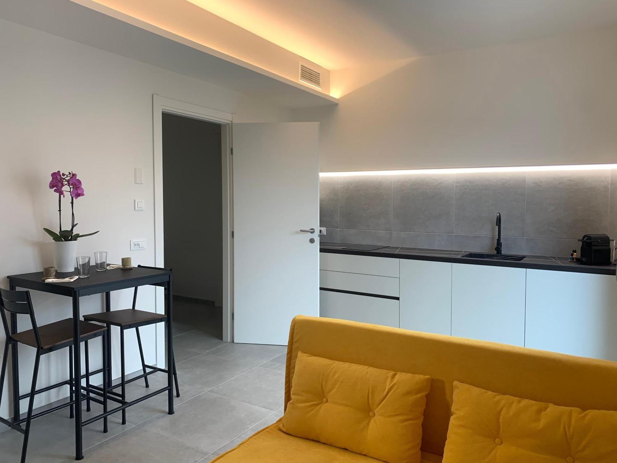 Green Home - Cernobbio Apt Como Exterior photo